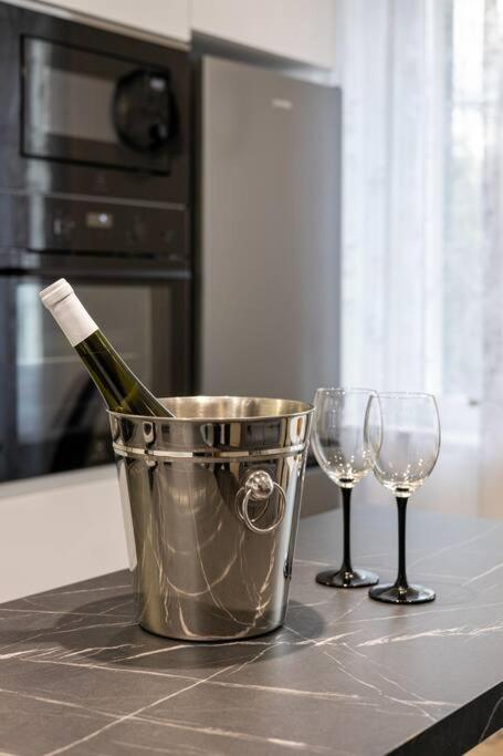 Apartman Drago 4* - 2 Minutes From The Town Centre Split Eksteriør bilde